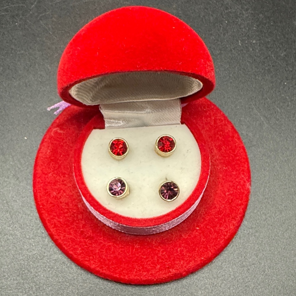 Red Hat Society Red and Purple Stud Earrings Set